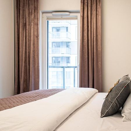 Wola Glamour Apartment Warschau Buitenkant foto