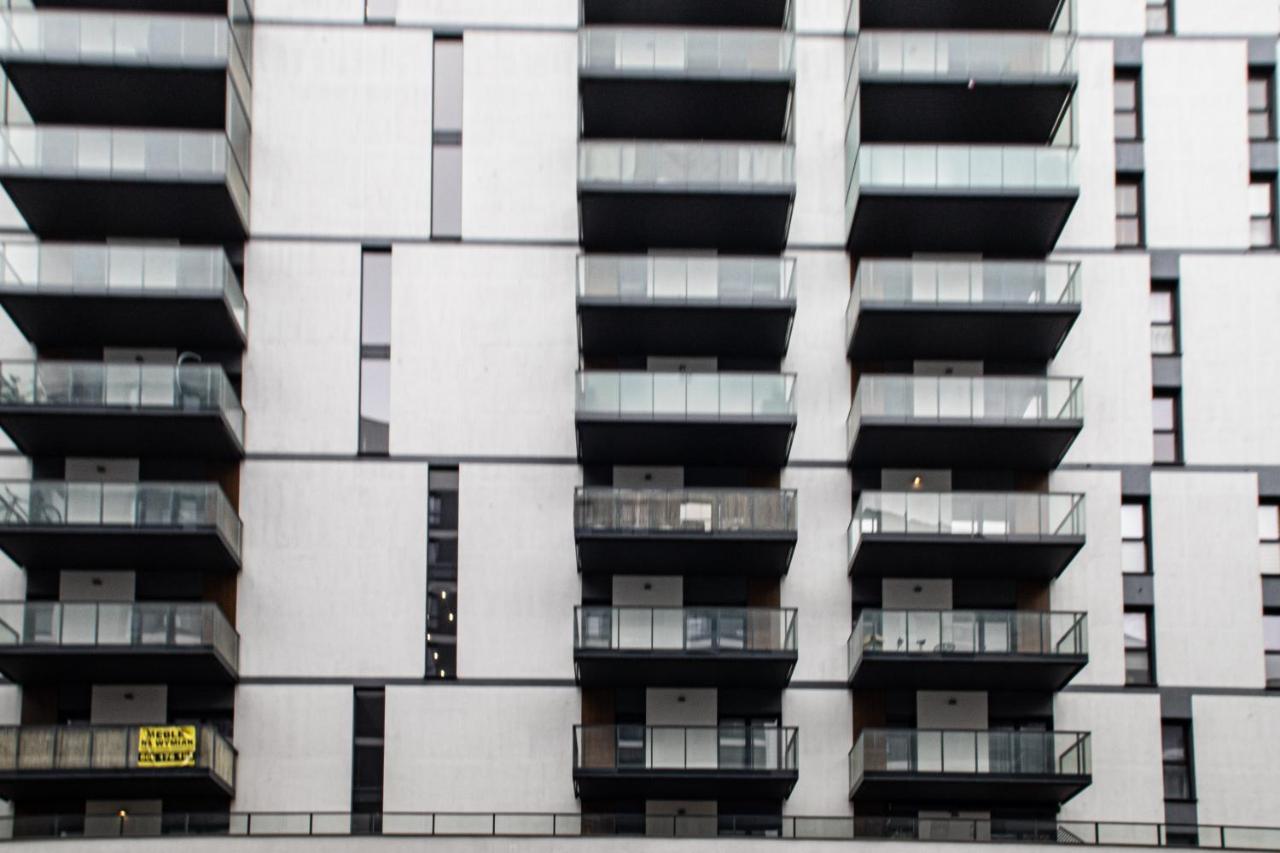 Wola Glamour Apartment Warschau Buitenkant foto